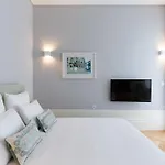 Villa Mouzinho By On Apartments